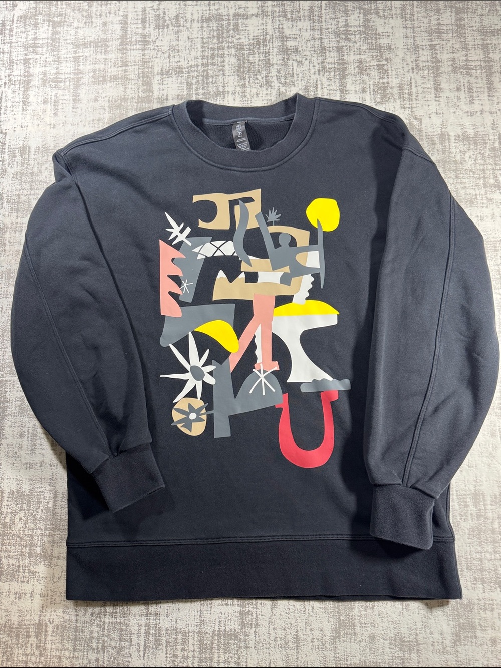 Lululemon Team Canada Perfectly Oversized Crew sweatshirt 26.5X23 PTP SIZE 4
